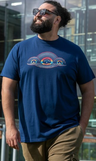 D555 Cheltenham Record With Reflection Printed T-shirt French Navy - T-krekli - T-krekli - 2XL-14XL