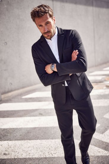 JP1880 Manhattan Flexnamic Business Jersey Suit Black - Uzvalki un žaketes - Liela izmēra uzvalki un bleizeri