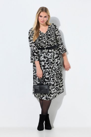 Ulla Popken 845825 Ziedaina midi kleita ar 3/4 piedurknēm Melns - Midi kleitas - Midi kleitas lielajos izmēros