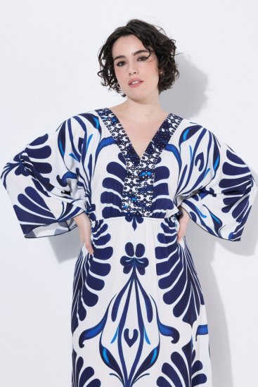Ulla Popken 852314 Rakstaina kleita Balts - Midi kleitas - Midi kleitas lielajos izmēros
