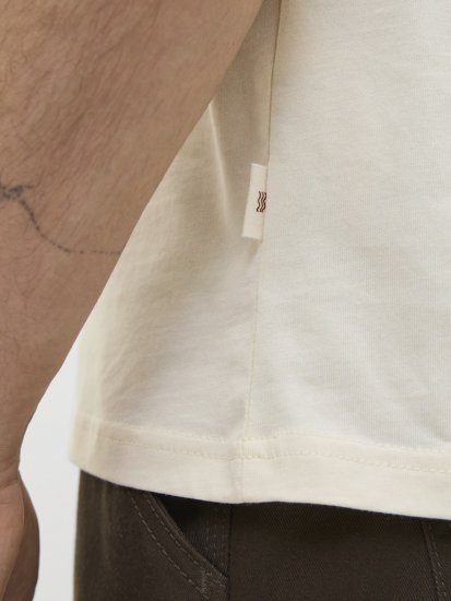  Jack & Jones Tavira Aop Pocket Crew Neck T-Shirt Antique White - T-krekli - T-krekli - 2XL-14XL