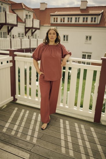 Kaffe Curve Neela Off-Shoulder Blouse Henna Brown - Blūzes & tunikas - 