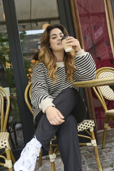Kaffe Curve Jenna Plati legingi Dziļi melna - Džinsi & Bikses Lielos Izmēros – Plus Size - 