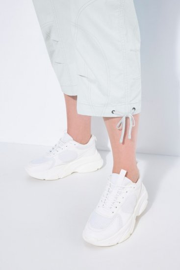 Ulla Popken Stretch Cotton Cargo Crop Pants Snow White - Bikses - Lielo izmēru bikses sievietēm